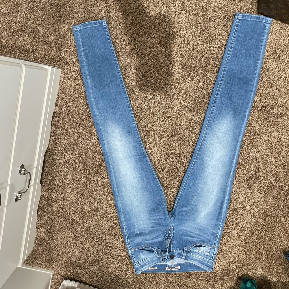 Jean